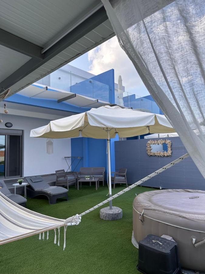 Royal Luxury Studios อาร์คานเยโลส ภายนอก รูปภาพ